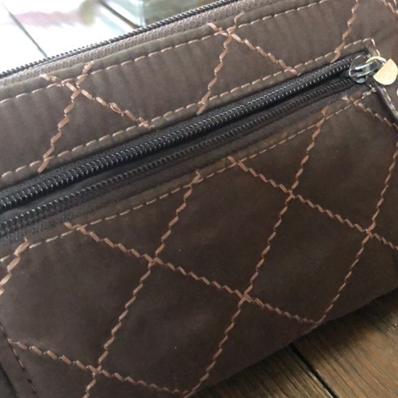 Vera Bradley brown quilted zippered wallet clutch - Picture 7 of 7